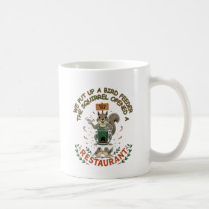 Tasse drôle : un écureuil ouvre un restaurant