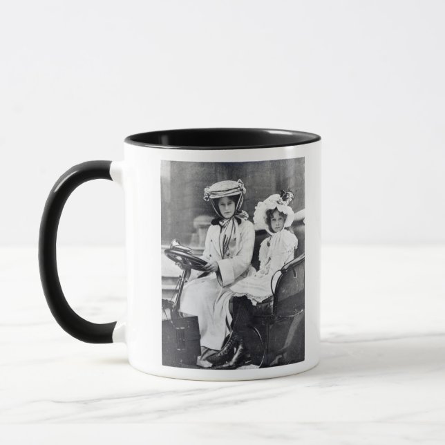 Tasse Duchesse de Millicent de Sutherland et sa fille (Gauche)