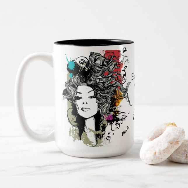 Tasse durch starke Eigeninitiative für Frauen (Mit Donut)