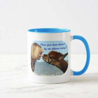 Tasse "Embrassé par un alpaga ! "Tasse