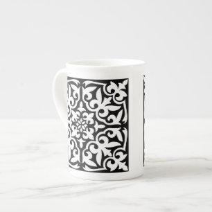 Tasse En Porcelaine Carrelage marocain - noir avec arrière - plan blan