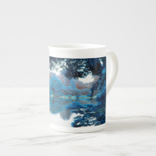 Tasse En Porcelaine Couleur bleue affectée cool, nature unique, lac