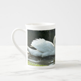 Tasse En Porcelaine Cygne blanc avec poules