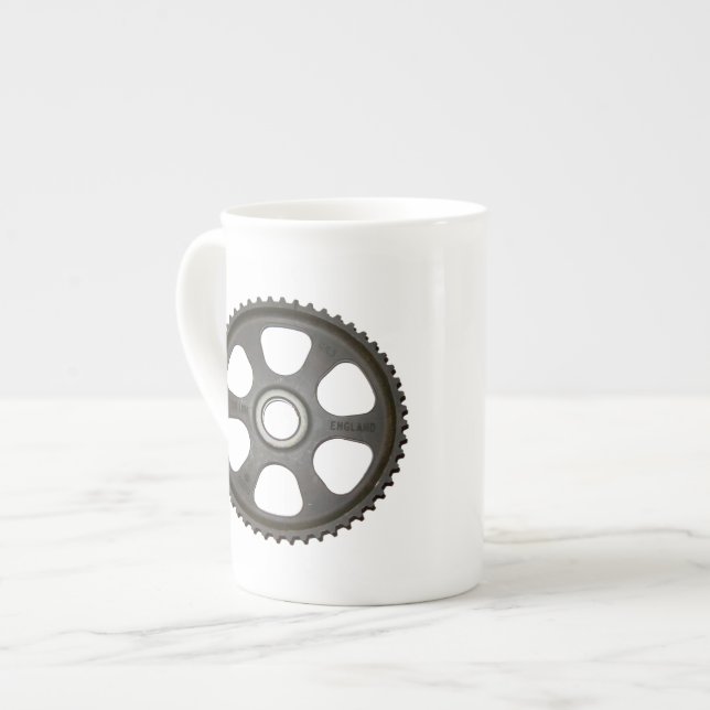 Tasse En Porcelaine Dans la boîte d'engrenage (Devant gauche)