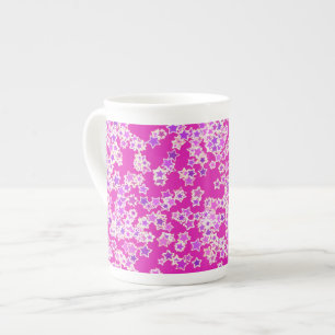 Tasse En Porcelaine Étoiles, nuances de lilas sur fond magenta