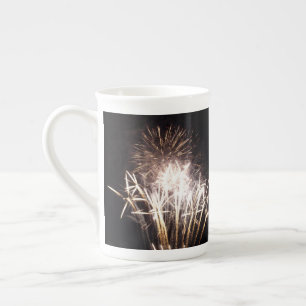 Tasse En Porcelaine Feux d'artifice blancs et or I Célébration patriot