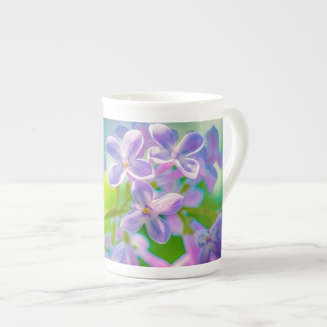 Tasse En Porcelaine Fleurs Lilac Violettes (Devant droit)