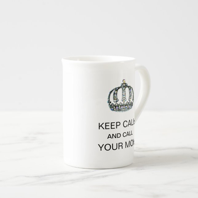 TASSE EN PORCELAINE "GARDEZ LE CALME ET APPELEZ VOTRE MÈRE" (Devant droit)