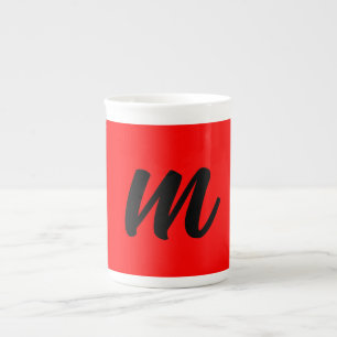 TASSE EN PORCELAINE LETTRE INITIALE NOIRE ROUGE LETTRE NOIRE PLACE