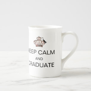 Tasse En Porcelaine MAINTENIR CALME ET DIPLÔMÉ / "Classe de 2022"