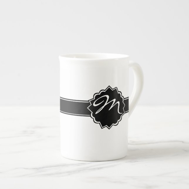 Tasse En Porcelaine Monogramme noir (Devant droit)