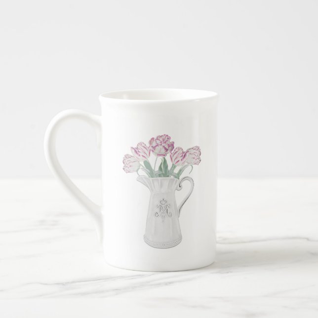 Tasse En Porcelaine Tulipes dans un pichet en céramique (Gauche)