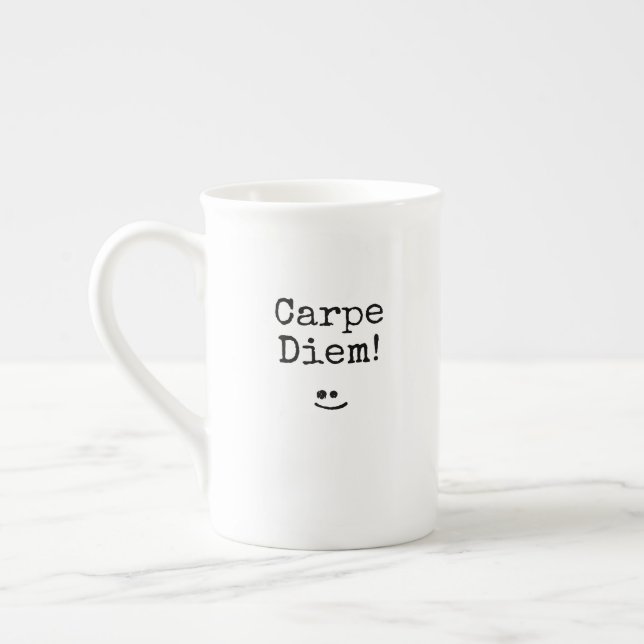 Tasse En Porcelaine Typographie noire Phrase Carpe Diem (Gauche)