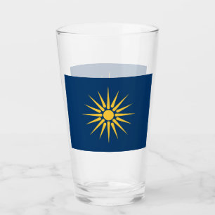 Tasse en verre patriotique avec le drapeau de Macé