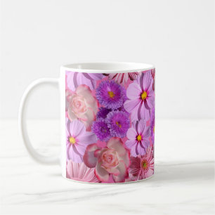 Tasse et tasses florales pourpres