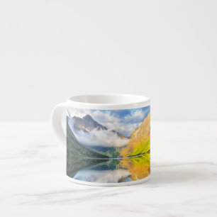 Tasse Expresso Lac medicine du stimulant deux au lever de soleil