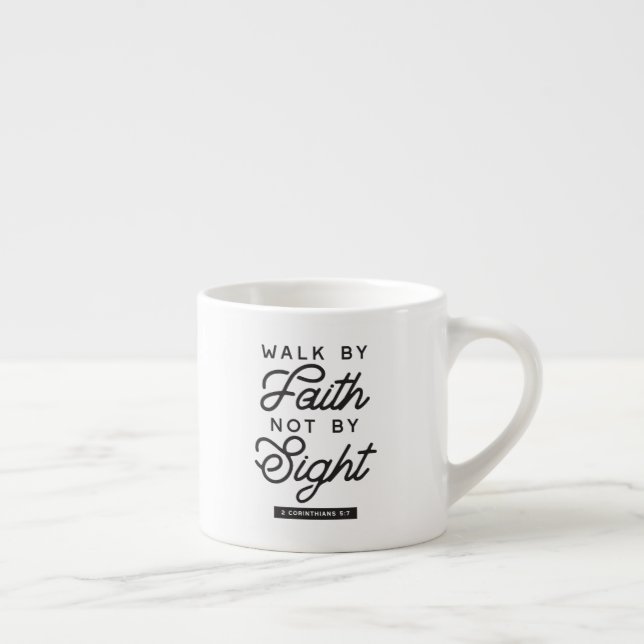 Tasse Expresso "Marcher par la foi" Bible Verse Typographie (Droite)