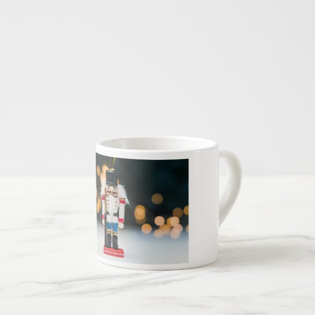 Tasse Expresso Noël SlipperyJoe nutcracker figurine ornement (Devant droit)