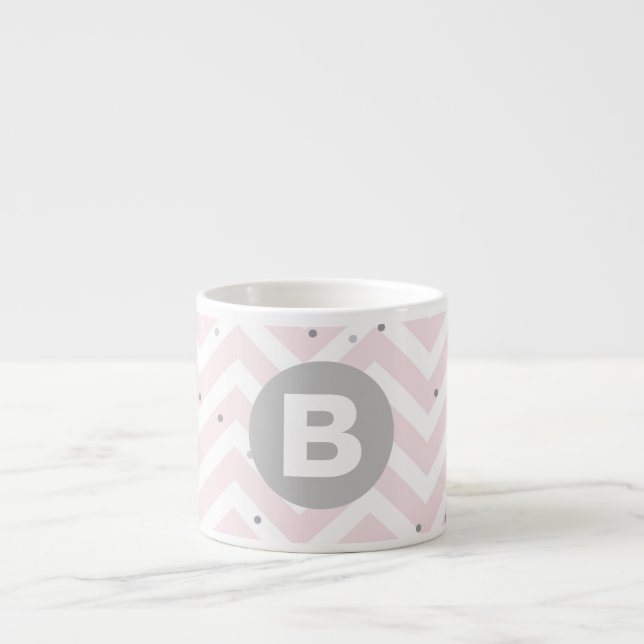 Tasse Expresso Pastel Pink Chevron et Dots Gray Monogramme (Devant)