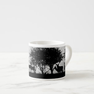 Tasse Expresso Une image de quelques cerfs communs dans la brume