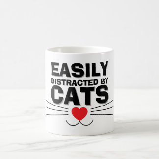 Tasse facilement distraite par les chats | Nous so