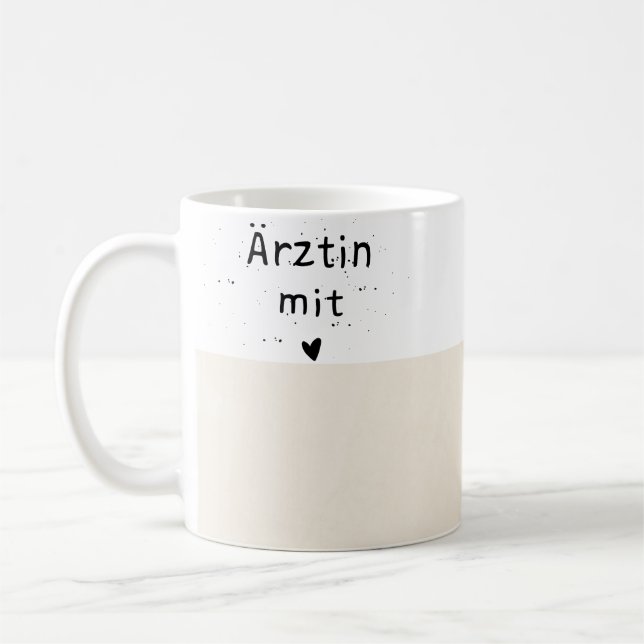 Tasse für Ärztinnen mit Herz (Links)