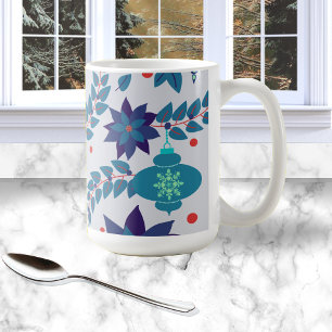 Tasse für blaue und rote Weihnachtsschmuck
