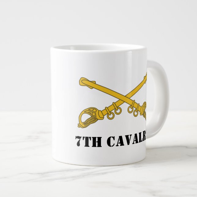 Tasse Géante 7ème La cavalerie attaquent (Devant droit)