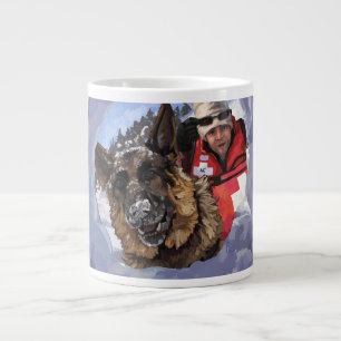 Tasse Géante Allemand Shepard Recherche et Secourt dans la neig
