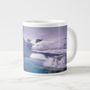 Tasse Géante Antarctique. Paysages glaciaires antarctiques 2