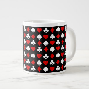 Tasse Géante Arrière - plan avec des costumes