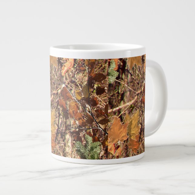 Tasse Géante Camouflage de Chasseur en automne (Devant droit)