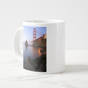 Tasse Géante États-Unis, Californie, San Francisco. Golden Gate