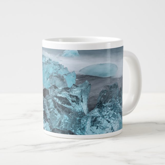 Tasse Géante Glace bleue sur la plage, Islande (Devant droit)