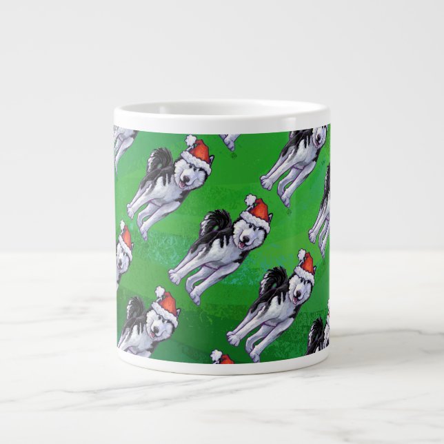 Tasse Géante Husky festif à Santa Hat sur Vert (Devant)