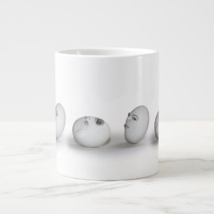 Tasse Géante Oeuf fissuré et une évier