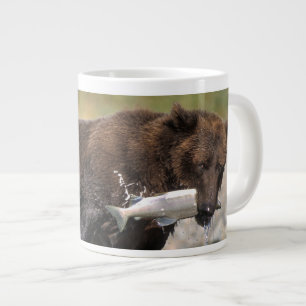 Tasse Géante Ours brun, grizzly, avec prise de saumon,