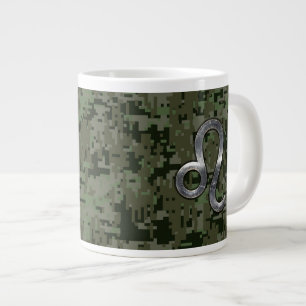 Tasse Géante Symbole de Leo Zodiac sur Camo numérique Woodland
