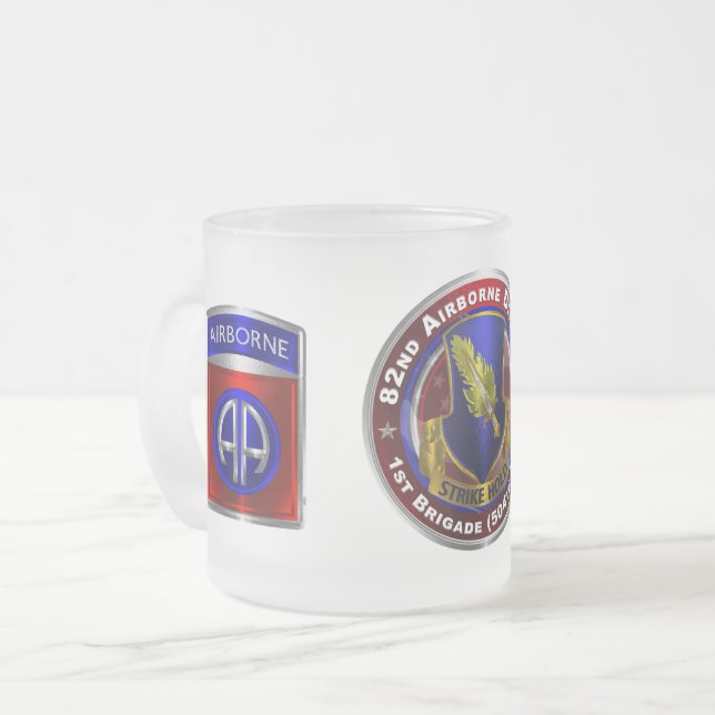 Tasse Givré 82e division aéroportée 1re brigade 504e PIR (Devant gauche)