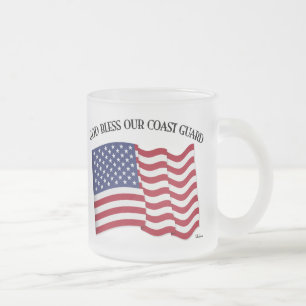 Tasse Givré Dieu bénisse notre garde côtière avec le drapeau a