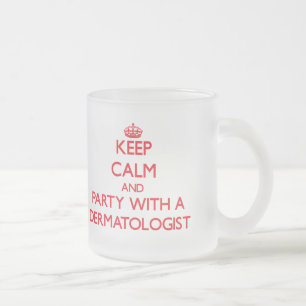 Tasse Givré Gardez le calme et la partie avec un dermatologue