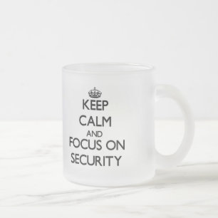 Tasse Givré Gardez le calme et le foyer sur la sécurité