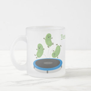 Tasse Givré Haricots verts mignons sur dessin animé trampoline