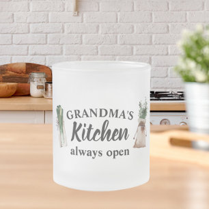 Tasse Givré La cuisine moderne de grand-mère est toujours ouve