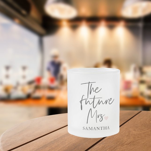 Tasse Givré La future Mme et Votre Nom | Cadeau de beauté mode (Créateur téléchargé)