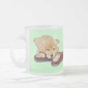 Tasse Givré mignon chien de chiot d'un récupérateur d'or ave