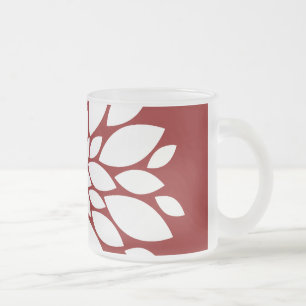 Tasse Givré Pétale de fleurs blanches sur rouge