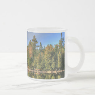Tasse Givré Reflets du lac lors de la saison automnale dans le