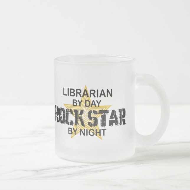 Tasse Givré Vedette du rock de bibliothécaire par nuit (Droit)