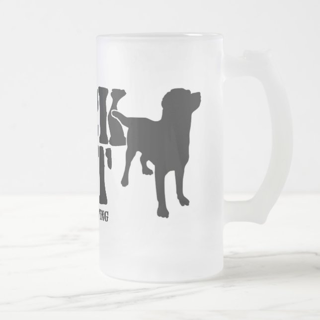 Tasse givrée de chien noir (Droit)